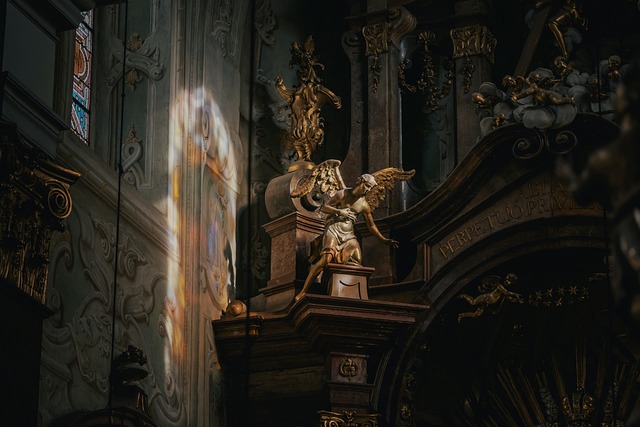 Altar of light